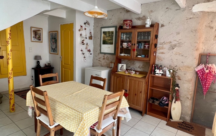 Maison de village   PREMIAN  48 m2 69 000 € 